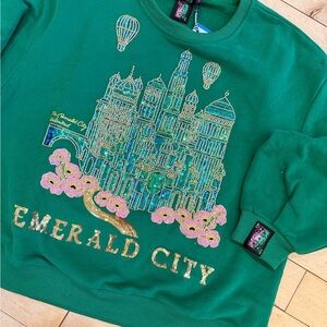 Queen of sparkles Emerald City Green Sweatshirt